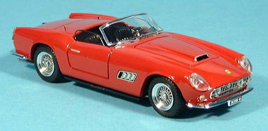 Ferrari 250 GT California 1/43 Art Model America rouge miniature