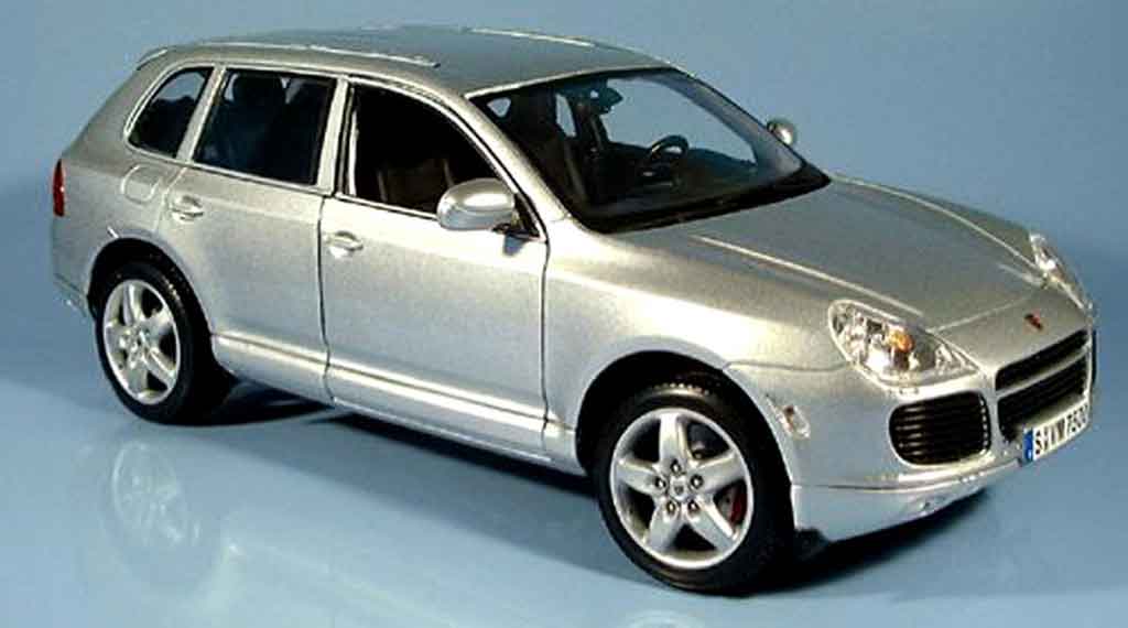 Porsche Cayenne Turbo 1/18 Maisto Turbo grise 2003 miniature