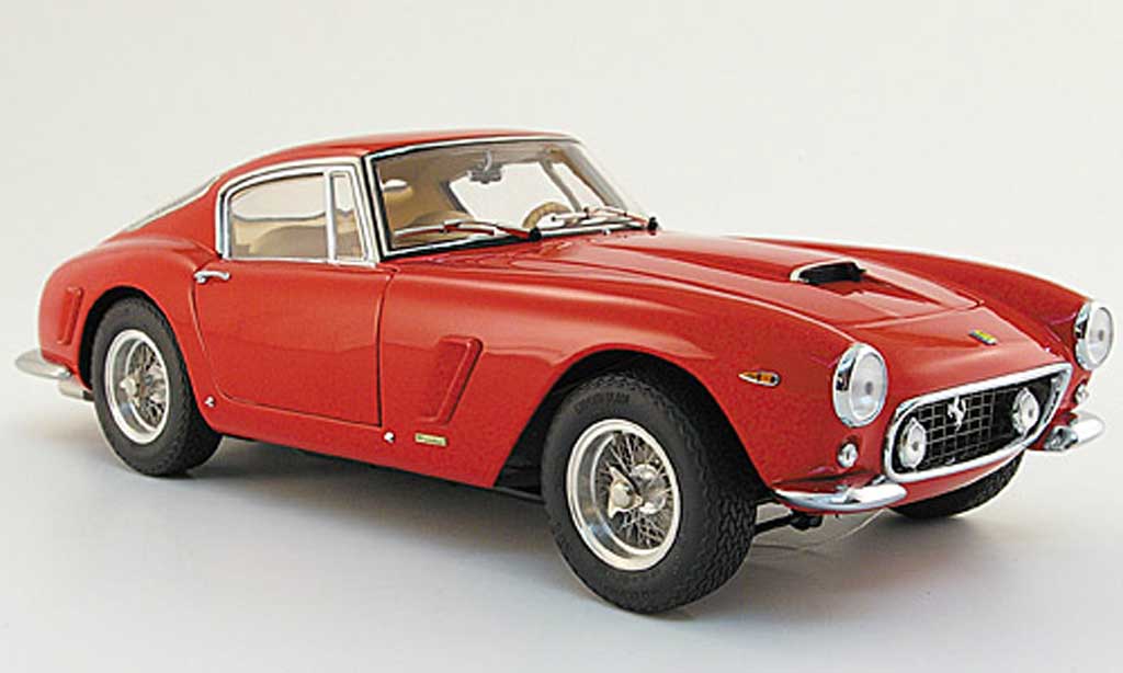 Ferrari 250 GT 1961 1/18 CMC GT 1961 berlina swb rouge miniature