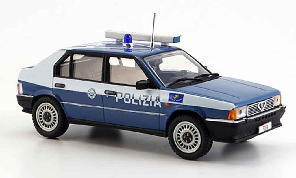 Alfa Romeo 33 1/43 Pego police 1987 miniature