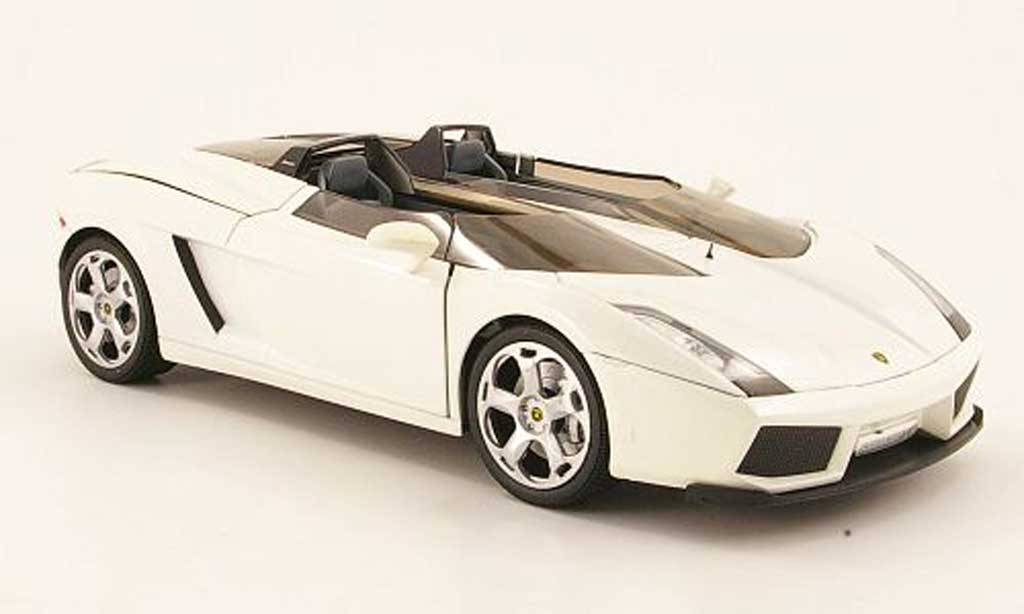 Lamborghini Concept 1/18 Mondo Motors s blanche miniature