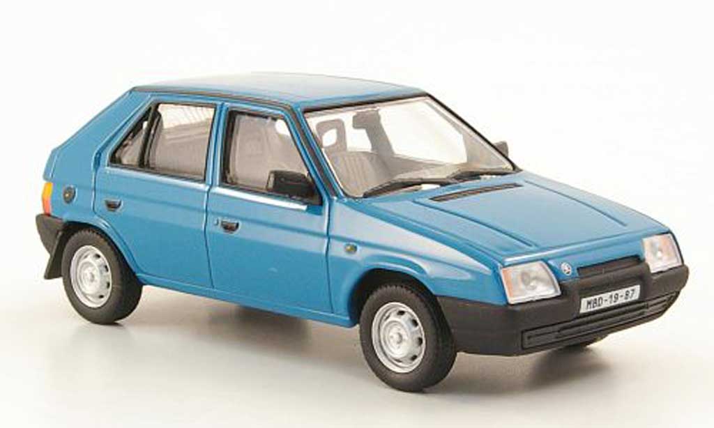 Skoda Favorit 1/43 Abrex 136L bleugrun 1987 miniature