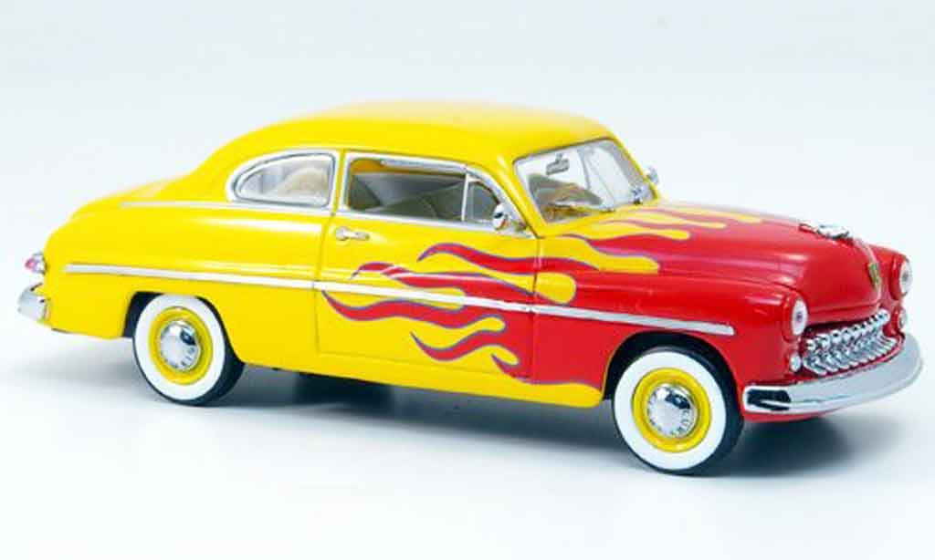 Mercury Club Coupe 1/43 Eagle Hot Rod rojo avec amarillo 1949 coche miniatura