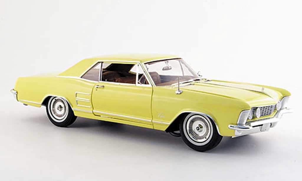 Buick Riviera 1964 1/18 Highway 61 1964 jaune