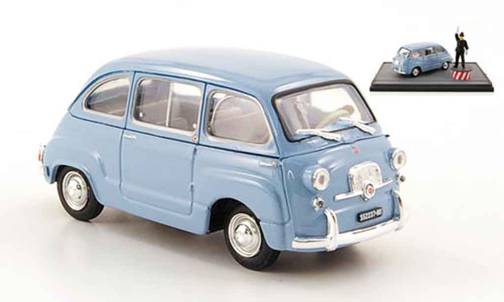 Fiat 600 1/43 Brumm D Multipla bleu avec Figuren 1960 miniature