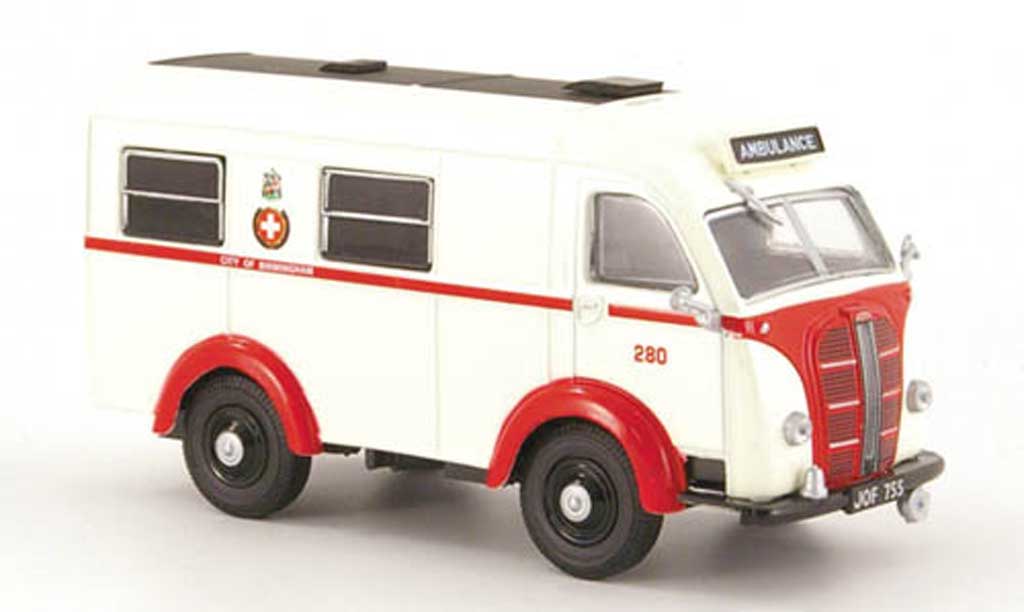 Austin K8 1/43 Oxford Welfarer Ambulance Birmingham RTW (GB) miniature