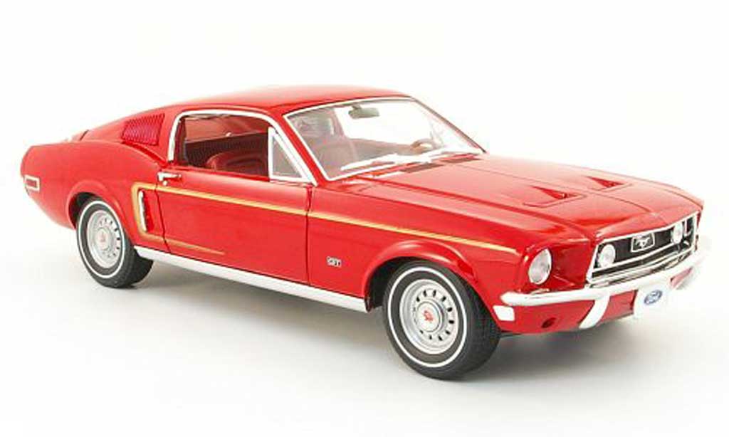 Ford Mustang 1968 1/18 Greenlight 1968 gt 2+2 fastback rouge miniature