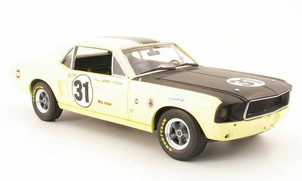 Ford Mustang 1967 1/18 Greenlight 1967 t/a no.31 jerry titus diecast model cars