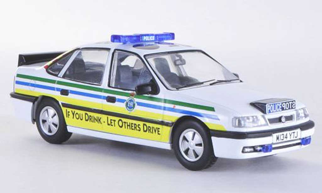 Opel Cavalier 1/43 Vanguards Mk3 Merseyside Police Polizei (UK) RHD miniature