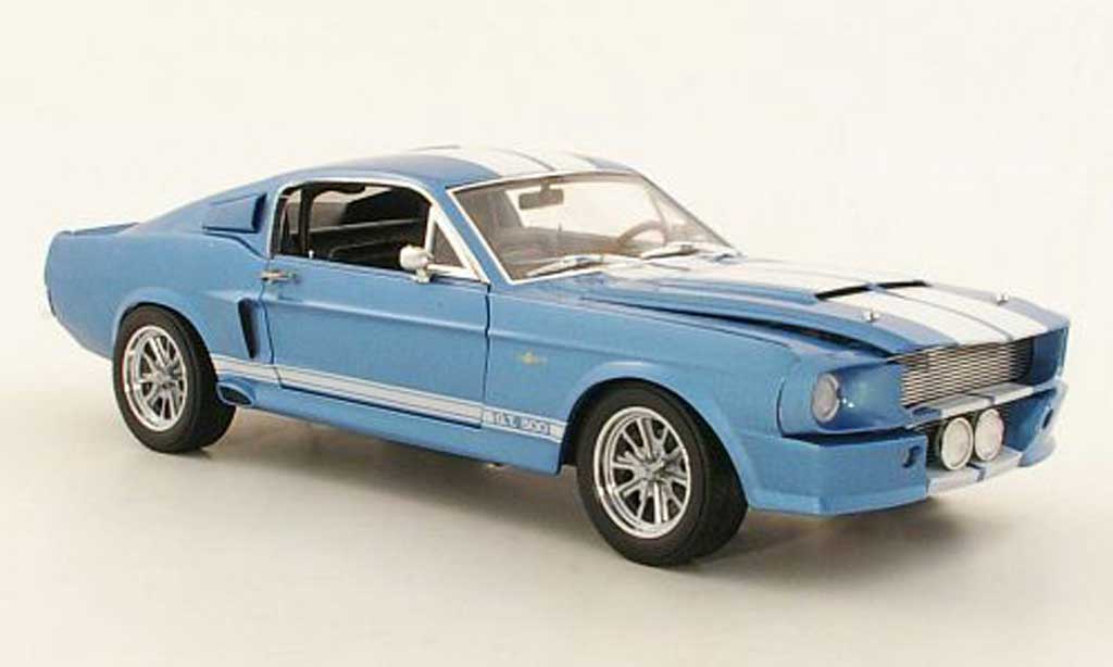 Shelby GT 500 1/18 Shelby Collectibles Super Snake bleu/blanche 1967 miniature