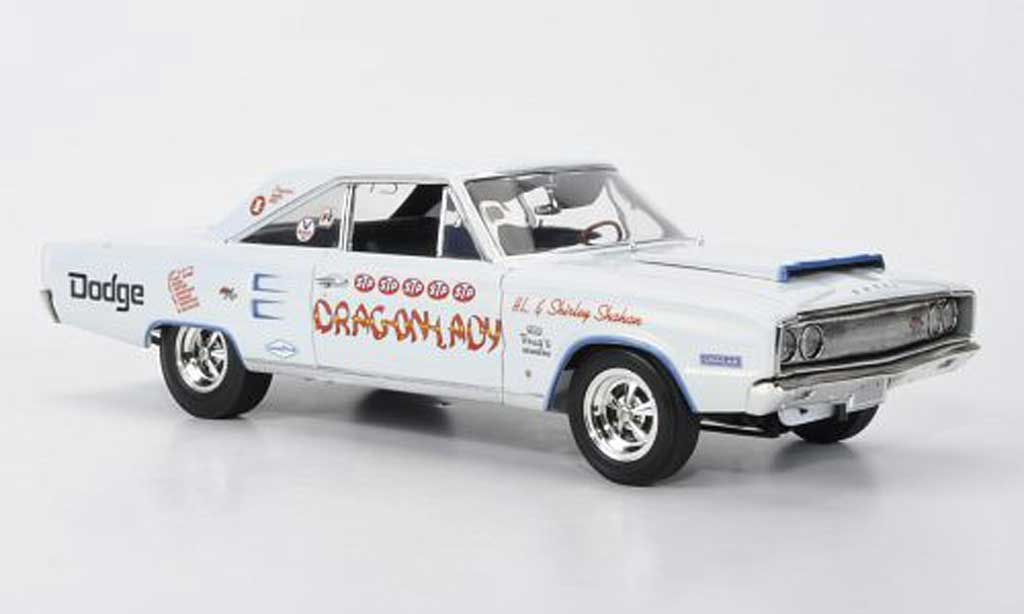 Dodge Coronet 1967 1/18 Highway 61 R/T Dragonlady H.L. + S.Shahan miniature