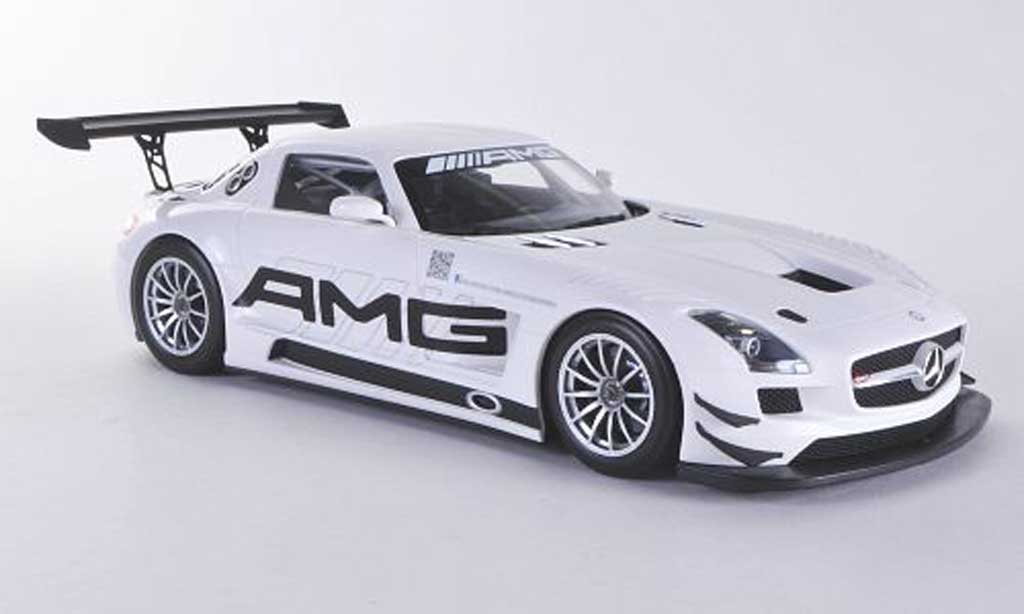 Mercedes SLS 1/18 Minichamps AMG GT3 AMG 2012 diecast model cars
