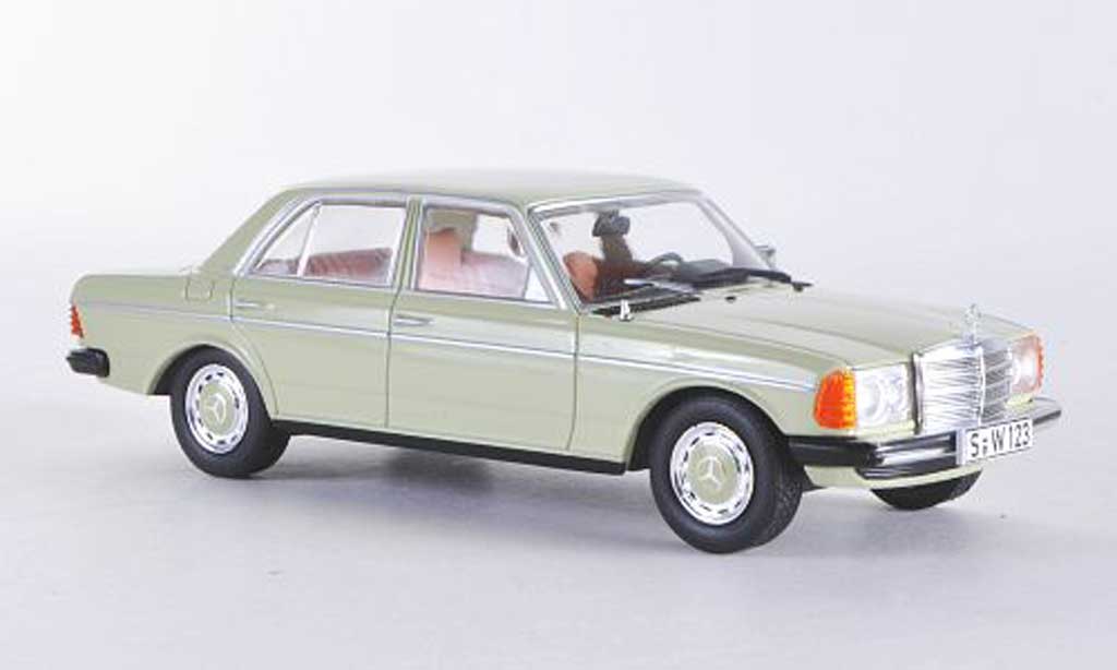 Mercedes 200 1/43 WhiteBox D (W123) grun 1976 miniature