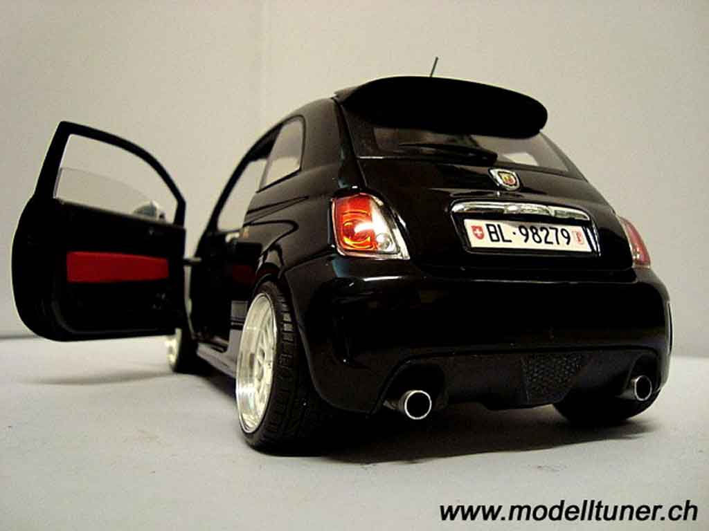 Fiat 500 Abarth 1/18 Mondo Motors noire 2007 miniature