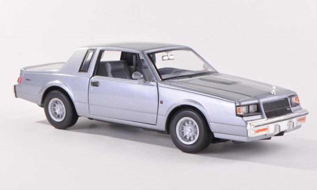 Buick Regal 1/24 Motormax grise 1987 miniature