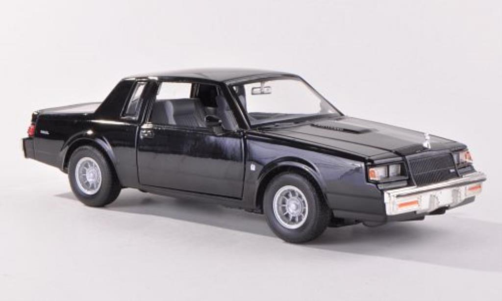 Buick Regal 1/24 Motormax noire 1987