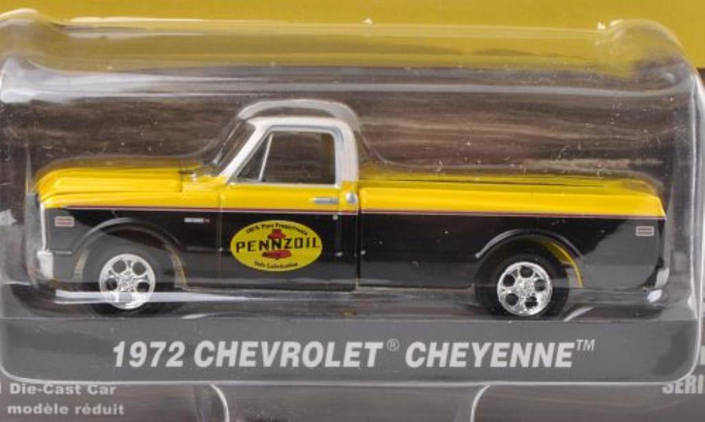 Chevrolet C-10 1/64 Greenlight Cheyenne Pennzoil 1972 miniature