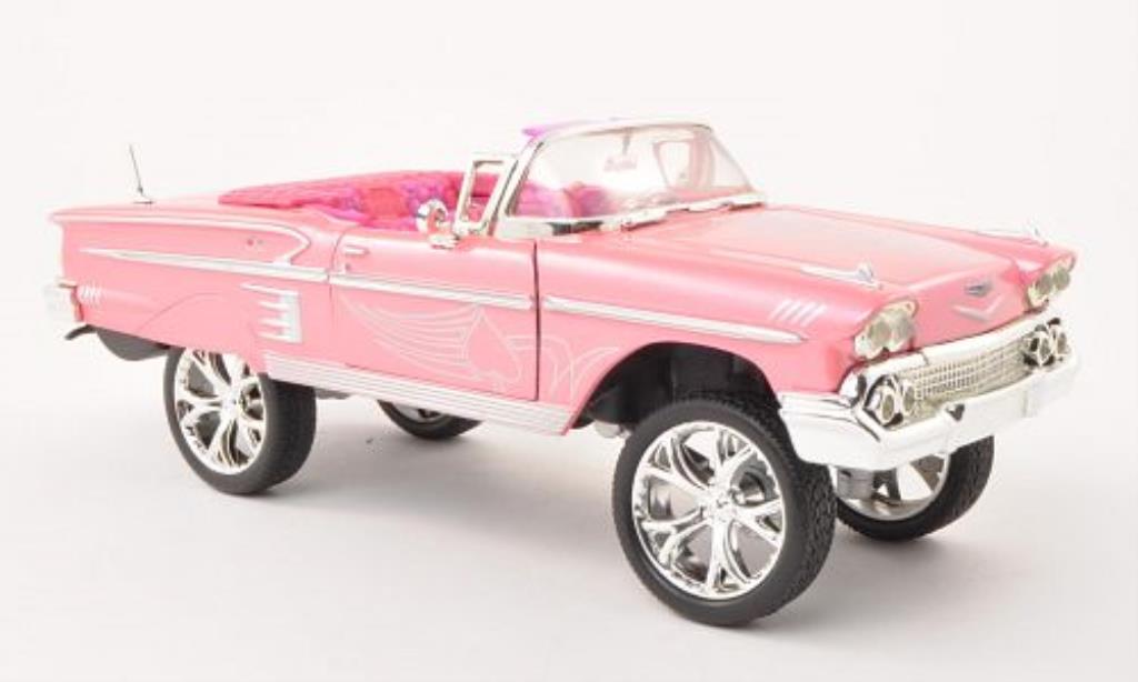 Chevrolet Impala 1/24 Motormax High Rider pink mit Dekor 1958 miniature