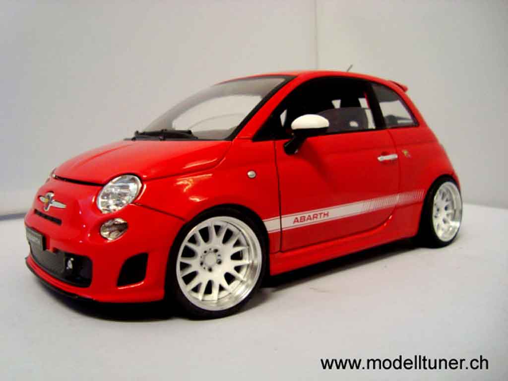 Fiat 500 Abarth 1/18 Mondo Motors Abarth rouge 2007 miniature