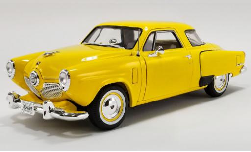 Studebaker Champion 1/18 ACME jaune 1951 miniature