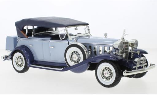 Cadillac V16 1/18 Auto World Sports Phaeton metallise bleu clair/bleu foncé 1932 miniature