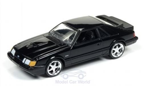 Ford Mustang 1/64 Auto World SVO noire 1985 miniature