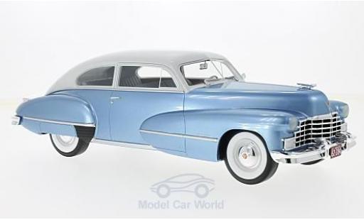 Cadillac Series 62 1/18 BoS Models Club Coupe metallic-hellbleue/hellgrise 1946 miniature