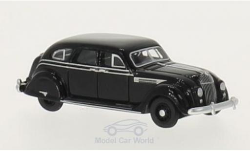 Chrysler Airflow 1/87 BoS Models noire 1936 miniature