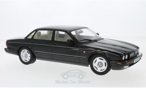 Jaguar XJ 1/18 Cult Scale Models R (X300) metallic-noire RHD 1995 miniature
