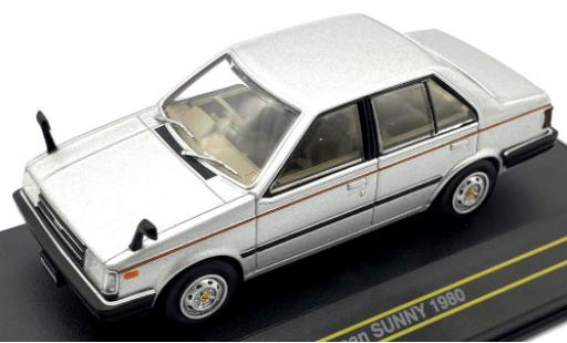 Nissan Sunny 1/43 First 43 Models grise/Dekor RHD 1980 miniature