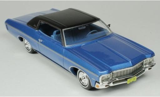 Chevrolet Impala 1/43 Goldvarg Collections Custom Coupe metallic-bleue/matt-noire 1970 miniature