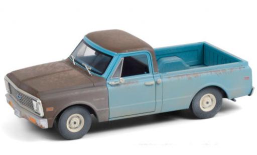 Chevrolet C-10 1/24 Greenlight bleue/dunkelgrise 1971 Independence Day avec traces d miniature