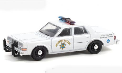 Dodge Diplomat 1/64 Greenlight blanche/Dekor California Highway Patrol 1988 miniature