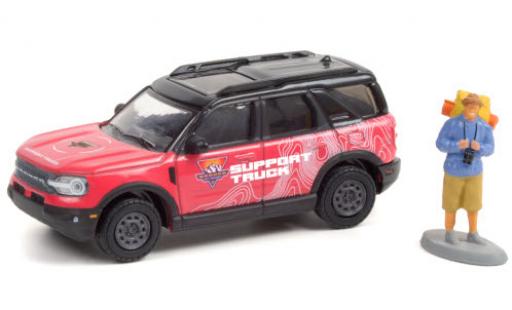 Ford Bronco 1/64 Greenlight Sport Off-Roadeo Adventure Support Truck 2021 avec figurine diecast model cars