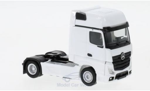 Mercedes Actros 1/87 Herpa Gigaspace white 2018 Zugmaschine diecast model cars