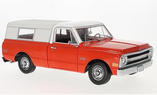 Chevrolet C-10 1/18 Highway 61 Pick Up rouge/blanche 1970 with Camper Shell miniature