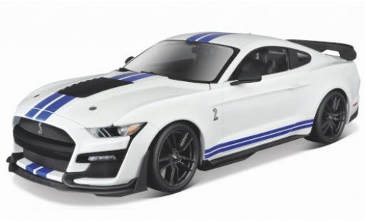Ford Mustang 1/18 Maisto Shelby GT500 white/blue 2020 diecast model cars
