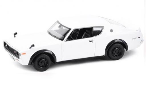 Nissan Skyline 1/24 Maisto 2000 GT-R (KPGC110) blanche 1973 miniature