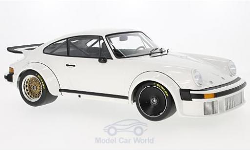 Porsche 934 1976 1/12 Minichamps white diecast model cars