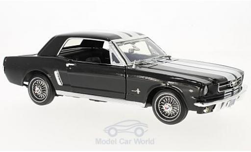 Ford Mustang 1/18 Motormax Hardtop black/white 1964 diecast model cars