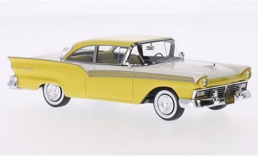 Ford Fairlane 1/43 Neo 500 Hardtop Coupe jaune/blanche 1957 miniature