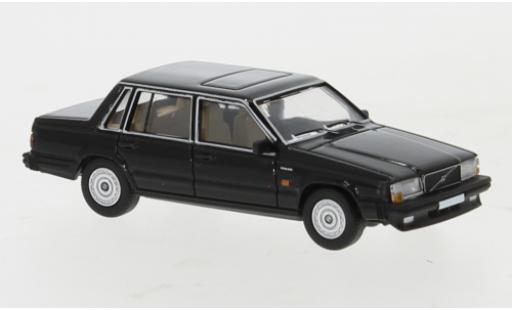 Volvo 740 1/87 PCX87 noire 1984 miniature