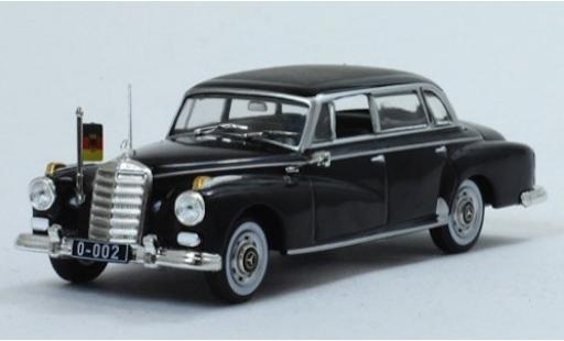 Mercedes 300 1/43 SpecialC 115 d noire 1957 ohne Vitrine miniature
