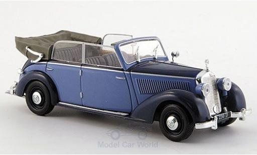 Mercedes 230 1/43 SpecialC 16 Cabriolet D (W 153) hellblue/dunkelblue 1939 ohne Vitrine diecast model cars
