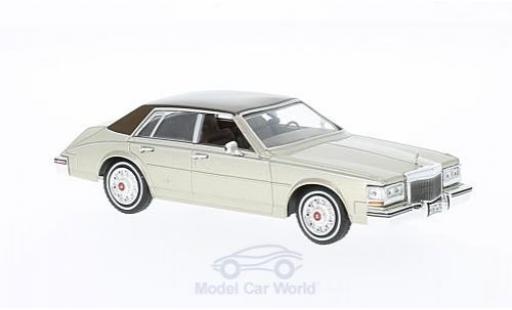 Cadillac Seville 1980 1/43 WhiteBox MK II Elegante metallic-beige/dunkelmarron 1980 miniature