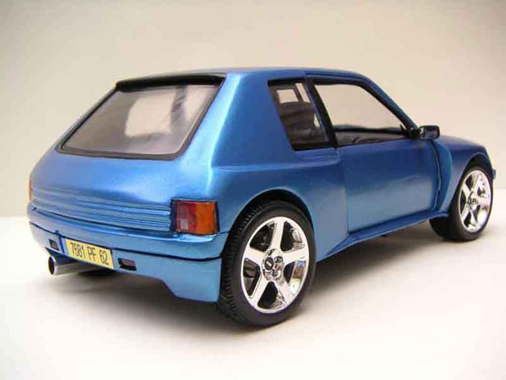 Peugeot 205 Turbo 16 1/18 Solido Turbo 16 azul T16