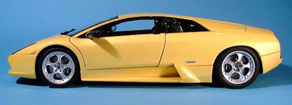 Lamborghini Murcielago 1/18 Autoart jaune 2001 miniature