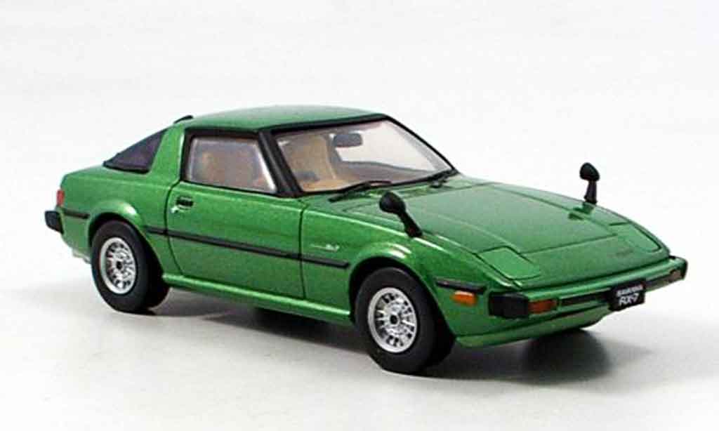 Mazda RX7 1978 1/43 Ebbro 1978 grun miniature