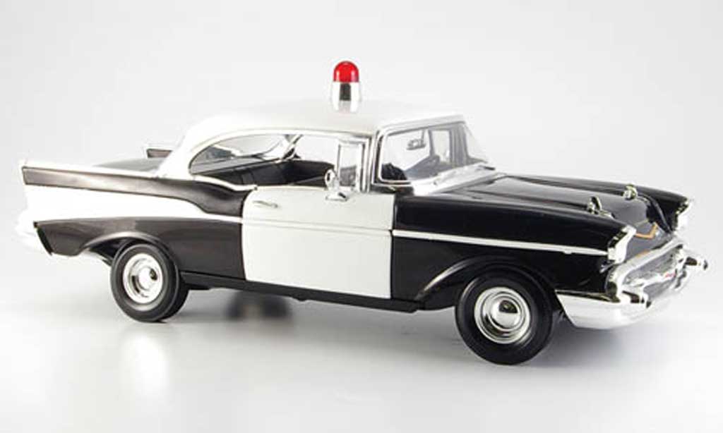 Chevrolet Bel Air 1957 1/18 Ertl 1957 black white us-polizei diecast model cars