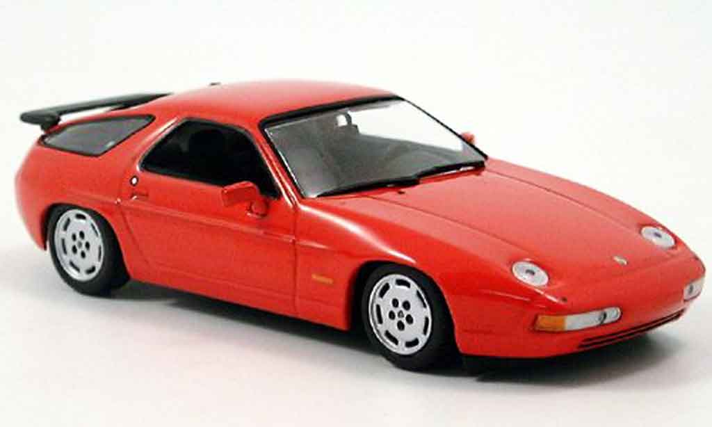 Porsche 928 1991 1/43 Minichamps 1991 S4 rouge miniature